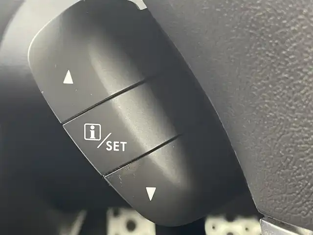 スバル レヴォーグ 1．6STIスポーツアイサイト 茨城県 2017(平29)年 3.9万km クリスタルブラックシリカ アイサイト/純正ナビ/ＡＭ　ＦＭ　ＣＤ　ＤＶＤ　ＢＴ　フルセグ/バックカメラ/ブラインドスポットモニター/レーダークルーズコントロール/レーンキープアシスト/メモリ機能付きパワーシート/コーナーセンサー/ETC/プッシュスタート/スマートキー