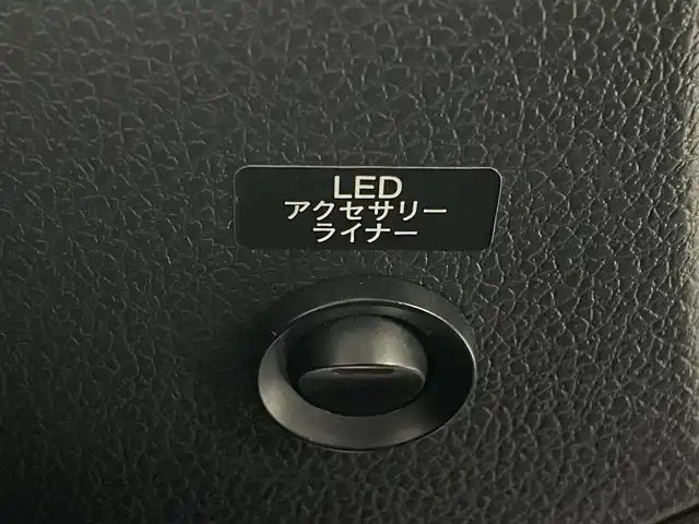 スバル レヴォーグ 1．6STIスポーツアイサイト 茨城県 2017(平29)年 3.9万km クリスタルブラックシリカ アイサイト/純正ナビ/ＡＭ　ＦＭ　ＣＤ　ＤＶＤ　ＢＴ　フルセグ/バックカメラ/ブラインドスポットモニター/レーダークルーズコントロール/レーンキープアシスト/メモリ機能付きパワーシート/コーナーセンサー/ETC/プッシュスタート/スマートキー