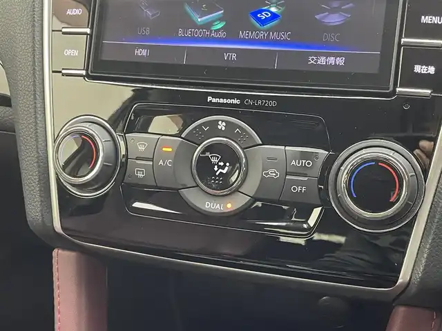 スバル レヴォーグ 1．6STIスポーツアイサイト 茨城県 2017(平29)年 3.9万km クリスタルブラックシリカ アイサイト/純正ナビ/ＡＭ　ＦＭ　ＣＤ　ＤＶＤ　ＢＴ　フルセグ/バックカメラ/ブラインドスポットモニター/レーダークルーズコントロール/レーンキープアシスト/メモリ機能付きパワーシート/コーナーセンサー/ETC/プッシュスタート/スマートキー