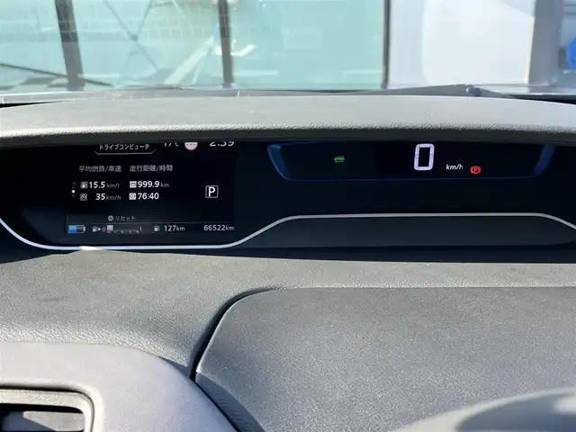 日産 セレナ e－パワー ハイウェイスター V 奈良県 2020(令2)年 6.7万km ダークメタルグレー 純正SDナビ　/フルセグ　/DVD　/Bluetooth　/USB/AUX入力　/全方位カメラ　/ETC　/フリップダウンモニター/前後ドライブレコーダー　/デジタルインナーミラー/追従型クルーズコントロール　/両側パワースライドドア　/ステアリングヒーター/前席シートヒーター　/純正フロアマット/純正アルミホイール/衝突被害軽減ブレーキ/横滑り防止装置/車線逸脱警報/オートLEDライト/W+サイド+カーテンエアバッグ/スペアキー1本