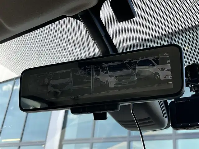 日産 セレナ e－パワー ハイウェイスター V 奈良県 2020(令2)年 6.7万km ダークメタルグレー 純正SDナビ　/フルセグ　/DVD　/Bluetooth　/USB/AUX入力　/全方位カメラ　/ETC　/フリップダウンモニター/前後ドライブレコーダー　/デジタルインナーミラー/追従型クルーズコントロール　/両側パワースライドドア　/ステアリングヒーター/前席シートヒーター　/純正フロアマット/純正アルミホイール/衝突被害軽減ブレーキ/横滑り防止装置/車線逸脱警報/オートLEDライト/W+サイド+カーテンエアバッグ/スペアキー1本