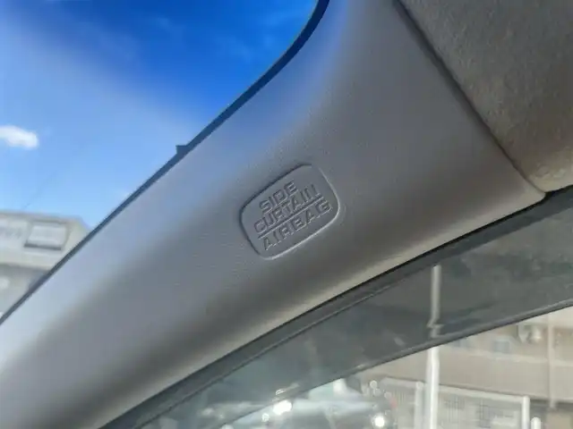 ホンダ ヴェゼル ハイブリッド X Lパッケージ 岡山県 2014(平26)年 11.3万km ホワイトオーキッドパール (株)IDOMが運営する【じしゃロン岡山店】の自社ローン専用車両になります。こちらは現金またはオートローンご利用時の価格です。自社ローンご希望の方は別途その旨お申付け下さい/純正8インチナビ/Bluetooth/バックカメラ/LEDヘッドライト/ハーフレザーシート/純正17インチAW/クルコン