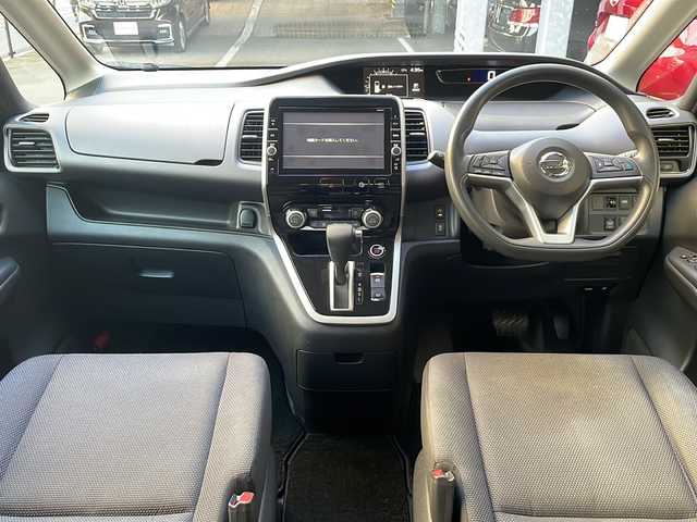 日産 セレナ X 広島県 2016(平28)年 6万km アズライトブルー 禁煙/プロパイロット/純正9インチナビ/CD/DVD/DTV/Bluetooth/アラウンドビューモニター/デジタルインナーミラー/両側パワースライドドア/オートライト/ステアリングスイッチ/ビルトインETC/純正フロアマット/ドアバイザー/スマートキー/プッシュスタート/アイドリングストップ