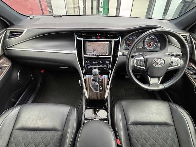 トヨタ ハリアー エレガンス 宮城県 2014(平26)年 6.2万km スパークリングブラックパールクリスタルシャイン 登録時走行距離６２０９５ｋｍ/LEDヘッドライト/純正アルミホイール/社外ナビ/・CD/DVD/・フルセグ/・SDサーバー/・FM/AM/プッシュスタート/スマートキー/クリアランスソナー/横滑り防止機能/ETC/パワーシート/フロアマット/オートライト/ステアリングリモコン/フォグランプ/ウインカーミラー/補助ミラー