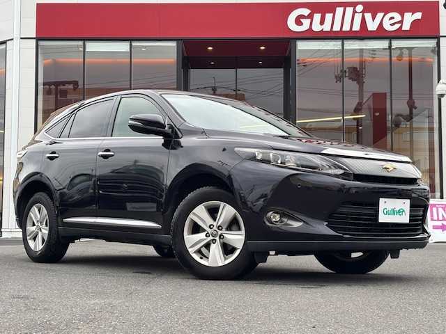 トヨタ ハリアー エレガンス 宮城県 2014(平26)年 6.2万km スパークリングブラックパールクリスタルシャイン 登録時走行距離６２０９５ｋｍ/LEDヘッドライト/純正アルミホイール/社外ナビ/・CD/DVD/・フルセグ/・SDサーバー/・FM/AM/プッシュスタート/スマートキー/クリアランスソナー/横滑り防止機能/ETC/パワーシート/フロアマット/オートライト/ステアリングリモコン/フォグランプ/ウインカーミラー/補助ミラー