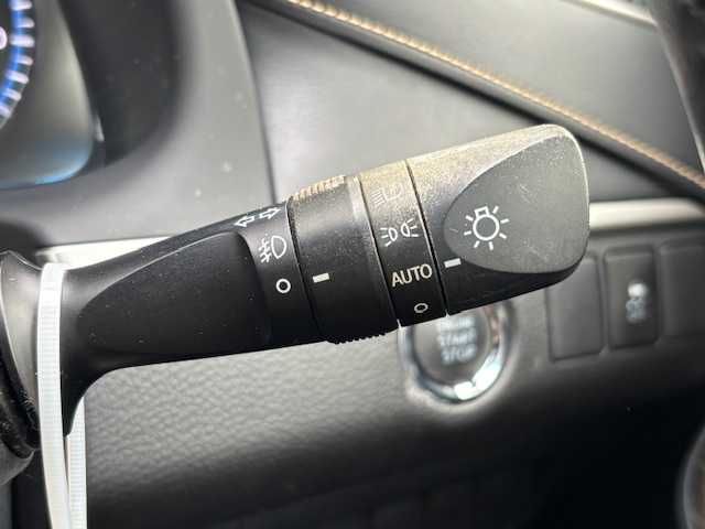 トヨタ ハリアー エレガンス 宮城県 2014(平26)年 6.2万km スパークリングブラックパールクリスタルシャイン 登録時走行距離６２０９５ｋｍ/LEDヘッドライト/純正アルミホイール/社外ナビ/・CD/DVD/・フルセグ/・SDサーバー/・FM/AM/プッシュスタート/スマートキー/クリアランスソナー/横滑り防止機能/ETC/パワーシート/フロアマット/オートライト/ステアリングリモコン/フォグランプ/ウインカーミラー/補助ミラー