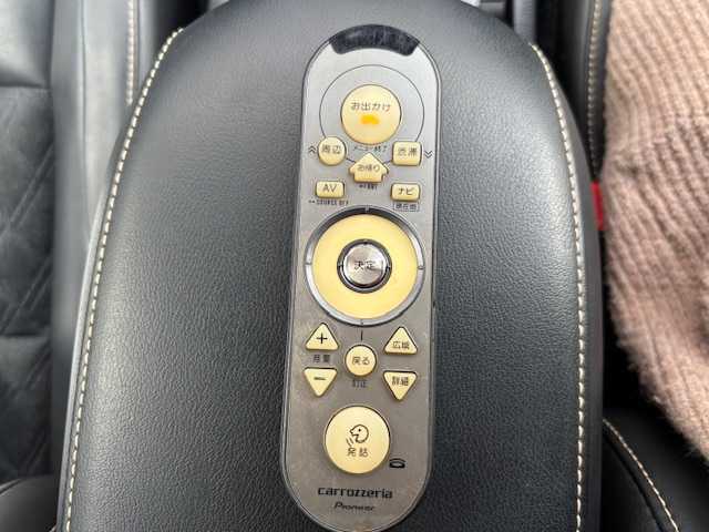 トヨタ ハリアー エレガンス 宮城県 2014(平26)年 6.2万km スパークリングブラックパールクリスタルシャイン 登録時走行距離６２０９５ｋｍ/LEDヘッドライト/純正アルミホイール/社外ナビ/・CD/DVD/・フルセグ/・SDサーバー/・FM/AM/プッシュスタート/スマートキー/クリアランスソナー/横滑り防止機能/ETC/パワーシート/フロアマット/オートライト/ステアリングリモコン/フォグランプ/ウインカーミラー/補助ミラー