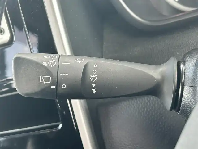 トヨタ ルーミー カスタムG 岡山県 2020(令2)年 5.1万km パールホワイトⅢ 登録時走行距離50873km/モデリスタ/純正ナビ/バックカメラ/両側パワースライドドア/ETC/トヨタセーフティセンス/・クルーズコントロール/・オートマチックハイビーム/・プリクラッシュセーフティ/アイドリングストップ/横滑り防止装置/コーナーセンサー/D/N席シートヒーター/プッシュスタート/スマートキー/オートライト/14インチ純正AW/フロアマット/LEDヘッドライト