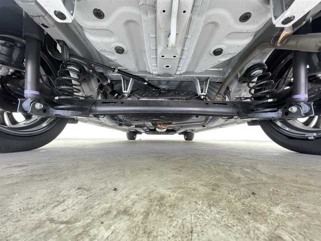 ダイハツ タント カスタム RS 千葉県 2024(令6)年 1万km シャイニングホワイトパール 禁煙車/純正７型ナビ（NMZK-W73D）/AM＆FM＆Bluetooth＆フルセグTV＆CD＆DVD/両側電動スライドドア　/バックカメラ　/電動パーキングブレーキ　/全方位カメラ　/ＬＥＤヘッドライト（オートライト機能付）/フォグランプ/スマートアシスト　/レーダークルーズコントロール　/前席シートヒーター　/ビルトインＥＴＣ/電動格納サイドミラー/アイドリングストップ/ウィンカーミラー/プッシュスタート/ISOFIX/リアサンシェード/ステアリングスイッチ/ハーフレザーシート