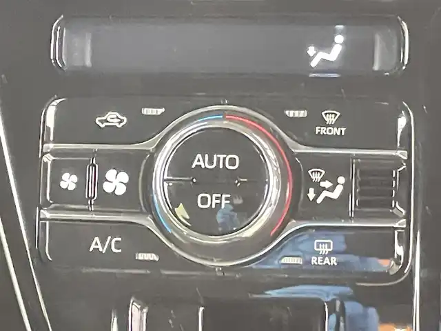 ダイハツ タント カスタム RS 千葉県 2024(令6)年 1万km シャイニングホワイトパール 禁煙車/純正７型ナビ（NMZK-W73D）/AM＆FM＆Bluetooth＆フルセグTV＆CD＆DVD/両側電動スライドドア　/バックカメラ　/電動パーキングブレーキ　/全方位カメラ　/ＬＥＤヘッドライト（オートライト機能付）/フォグランプ/スマートアシスト　/レーダークルーズコントロール　/前席シートヒーター　/ビルトインＥＴＣ/電動格納サイドミラー/アイドリングストップ/ウィンカーミラー/プッシュスタート/ISOFIX/リアサンシェード/ステアリングスイッチ/ハーフレザーシート