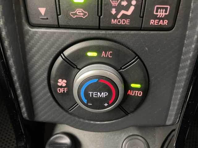 トヨタ コペン GRスポーツ 埼玉県 2024(令6)年 1.4万km グレー ＢＢＳホイール　/ＭＯＭＯステアリング　/ＲＥＣＡＲＯシート　/ＡＬＰＩＮＥディスプレイオーディオ　/デジタルインナーミラー　/シートヒーター　/プッシュスタート　/スマートキー　/アルミペダル　/ＬＥＤヘッドライト　/フォグランプ