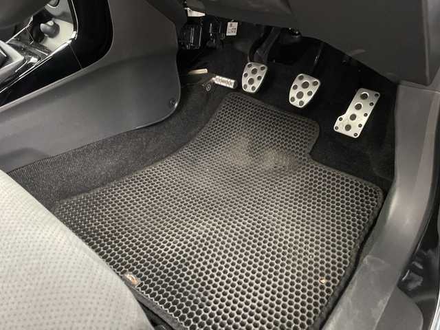 トヨタ コペン GRスポーツ 埼玉県 2024(令6)年 1.4万km グレー ＢＢＳホイール　/ＭＯＭＯステアリング　/ＲＥＣＡＲＯシート　/ＡＬＰＩＮＥディスプレイオーディオ　/デジタルインナーミラー　/シートヒーター　/プッシュスタート　/スマートキー　/アルミペダル　/ＬＥＤヘッドライト　/フォグランプ