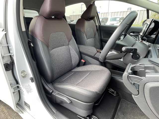 日産 オーラ G 山口県 2023(令5)年 1.2万km ピュアホワイトパール 社外ナビ CD BT/アラウンドビューモニター/デジタルインナーミラー/シーケンシャルウィンカー/LEDオートヘッドライト/フォグライト /ブラインドスポットモニタ/ETC/スマートキー/コーナーセンサー /衝突被害軽減ブレーキ/レーンアシスト/革巻きステアリング/ドラレコ/禁煙
