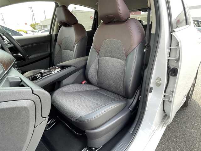 日産 オーラ G 山口県 2023(令5)年 1.2万km ピュアホワイトパール 社外ナビ CD BT/アラウンドビューモニター/デジタルインナーミラー/シーケンシャルウィンカー/LEDオートヘッドライト/フォグライト /ブラインドスポットモニタ/ETC/スマートキー/コーナーセンサー /衝突被害軽減ブレーキ/レーンアシスト/革巻きステアリング/ドラレコ/禁煙