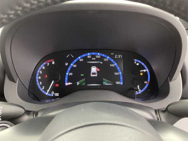 トヨタ ヤリスクロス Z 福井県 2023(令5)年 1.9万km ブラックマイカ 4WD/トヨタセーフティーセンス/・プリクラッシュセーフティ/・レーダークルーズコントロール/・レーンキープアシスト/純正ディスプレイオーディオ/・ナビ/・BT/全方位＋バックカメラ/ETC/ドライブレコーダー/オートライト/オートハイビーム/LEDヘッドライト
