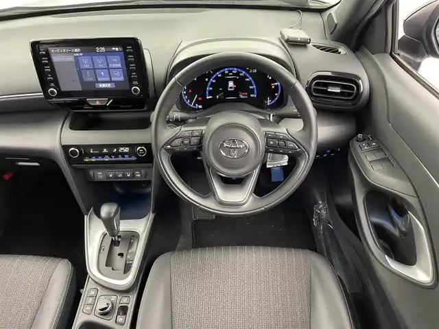 トヨタ ヤリスクロス Z 福井県 2023(令5)年 1.9万km ブラックマイカ 4WD/トヨタセーフティーセンス/・プリクラッシュセーフティ/・レーダークルーズコントロール/・レーンキープアシスト/純正ディスプレイオーディオ/・ナビ/・BT/全方位＋バックカメラ/ETC/ドライブレコーダー/オートライト/オートハイビーム/LEDヘッドライト