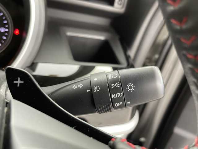 スズキ スペーシア カスタム HYBRID XS ターボ 千葉県 2018(平30)年 4.6万km スチールシルバーM 禁煙車/デュアルセンサーブレーキサポート/純正8型ナビ（CN-RZ843）/CD/DVD/SD/USB/Bluetooth/アラウンドビューモニター/フルセグTV/ヘッドアップディスプレイ/レーンアシスト/クルーズコントロール/横滑り防止機能/アイドリングストップ/LEDオートライト/コーナーセンサー/シートヒーター/ハーフレザーシート/パドルシフト/ステアリングスイッチ/純正15インチアルミホイール/純正フロアマット/スペアキー