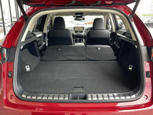 レクサス ＮＸ 300h Iパッケージ 愛知県 2017(平29)年 2.8万km レッドマイカクリスタルシャイン 衝突被害軽減ブレーキ/純正10インチSD（ナビあり）/三眼LEDヘッドライト/レーダークルーズコントロール/シートヒーター/フルセグTV/CD DVD/Bluetooth/バックカメラ/電動リアゲート/パワーシート/純正アルミホイール/ETC2.0/ステアリングヒーター/オートマチックハイビーム/ステアリングスイッチ/スマートキー/プッシュスタート