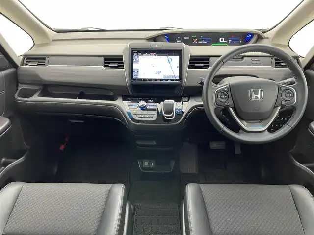 ホンダ フリード ハイブリット G ホンダセンシング 愛知県 2020(令2)年 3.2万km クリスタルブラックパール 純正９型ナビ　フルセグＴＶ　ＢＴ　シートヒーター　両側パワースライドドア　Ｓパッケージ　Ｃパッケージ　ＬＥＤオートライト　ハーフレザー　ホンダセンシング　衝突軽減　追従クルコン　ハンドル支援　前後ドラレコ ワイパーデアイサー　ナノイーAC　コーナーセンサー　禁煙車