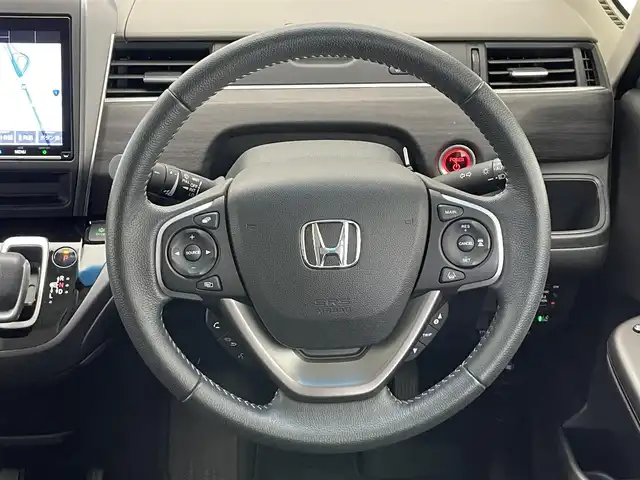 ホンダ フリード ハイブリット G ホンダセンシング 愛知県 2020(令2)年 3.2万km クリスタルブラックパール 純正９型ナビ　フルセグＴＶ　ＢＴ　シートヒーター　両側パワースライドドア　Ｓパッケージ　Ｃパッケージ　ＬＥＤオートライト　ハーフレザー　ホンダセンシング　衝突軽減　追従クルコン　ハンドル支援　前後ドラレコ ワイパーデアイサー　ナノイーAC　コーナーセンサー　禁煙車