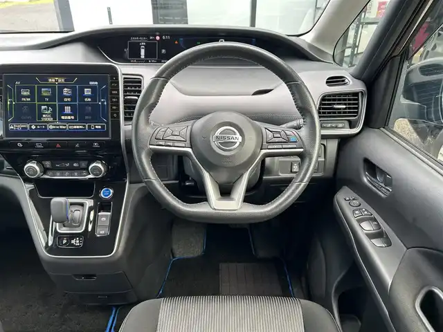日産 セレナ e－パワー ハイウェイスター V 千葉県 2020(令2)年 2.6万km インペリアルアンバーP 純正10インチナビ/(フルセグTV BT CD DVD FM AM)/全周囲カメラ/プロパイロット/衝突被害軽減システム/車線逸脱警報/両側パワースライドドア/ハンズフリーオートスライドドア/横滑り防止装置/ETC/アイドリングストップ/LEDヘッドライト/フォグランプ/オートライト/ウィンカーミラー/電動格納ミラー/純正　インチAW/シートリフター/プッシュスタート/スマートキー/スペアキー/フロアマット/ドアバイザー/取扱説明書/保証書