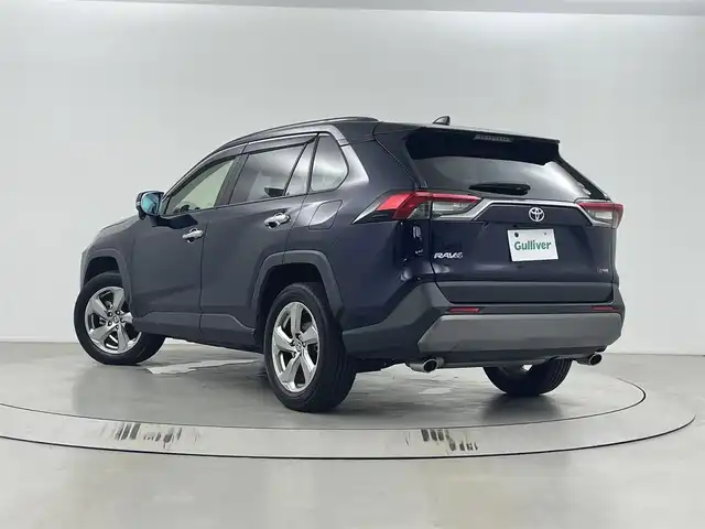 トヨタ ＲＡＶ４ G 埼玉県 2019(令1)年 2.5万km ダークブルーマイカ 純正SDナビ/（AM/FM/CD/DVD/フルTV/BT）/バックカメラ/トヨタセーフティーセンス/・プリクラッシュセーフティ/・レーントレーシングアシスト/・レーダークルーズコントロール/・オートハイビーム/レザーシート/シートヒーターDN席/メモリ付きパワーシート/2.0ビルトインETC/ALPINEデジタルインナーミラー/パワーバックドア/ハンドルヒーター/BSM/純正アルミホイール/純正フロアマット