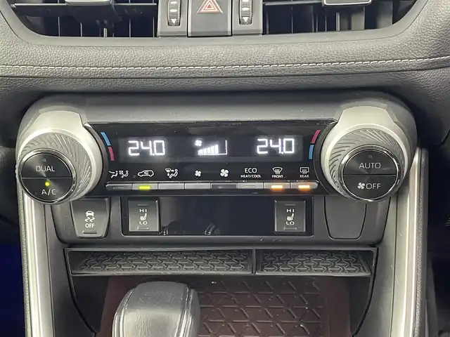 トヨタ ＲＡＶ４ G 埼玉県 2019(令1)年 2.5万km ダークブルーマイカ 純正SDナビ/（AM/FM/CD/DVD/フルTV/BT）/バックカメラ/トヨタセーフティーセンス/・プリクラッシュセーフティ/・レーントレーシングアシスト/・レーダークルーズコントロール/・オートハイビーム/レザーシート/シートヒーターDN席/メモリ付きパワーシート/2.0ビルトインETC/ALPINEデジタルインナーミラー/パワーバックドア/ハンドルヒーター/BSM/純正アルミホイール/純正フロアマット