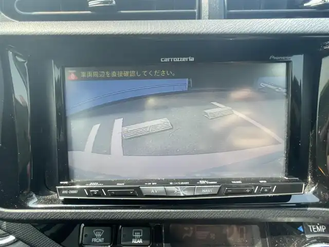 トヨタ アクア G G’s 熊本県 2015(平27)年 10.2万km ライムホワイトパールクリスタルシャイン (株)IDOMが運営する【じしゃロン熊本店】の自社ローン専用車両になります。こちらは現金またはオートローンご利用時の価格です。自社ローンご希望の方は別途その旨お申付け下さい　/社外ナビ（AVIC-ZH007）/バックカメラ/フルセグテレビ/DVD/CD/Bluetooth接続/ETC/ハーフレザーシート/シートヒーター/クルーズコントロール/LEDヘッドライト/オートライト/スマートキー/純正アルミホイール