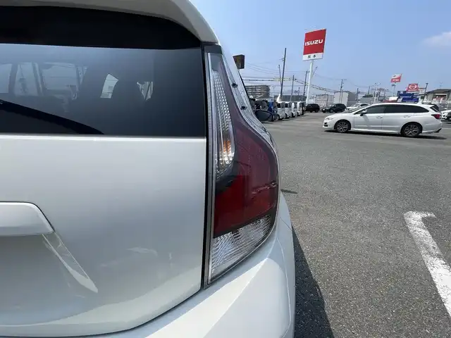 トヨタ アクア G G’s 熊本県 2015(平27)年 10.2万km ライムホワイトパールクリスタルシャイン (株)IDOMが運営する【じしゃロン熊本店】の自社ローン専用車両になります。こちらは現金またはオートローンご利用時の価格です。自社ローンご希望の方は別途その旨お申付け下さい　/社外ナビ（AVIC-ZH007）/バックカメラ/フルセグテレビ/DVD/CD/Bluetooth接続/ETC/ハーフレザーシート/シートヒーター/クルーズコントロール/LEDヘッドライト/オートライト/スマートキー/純正アルミホイール