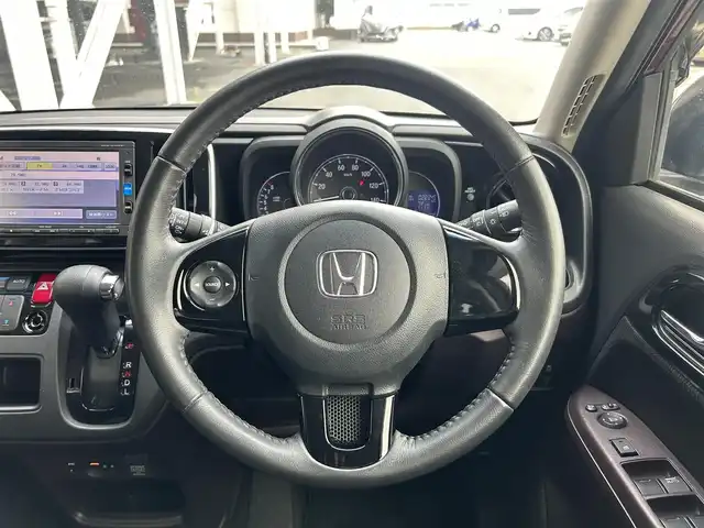 ホンダ Ｎ ＯＮＥ プレミアム 静岡県 2016(平28)年 2.3万km プレミアムディープロッソパール 純正ＧＡＴＨＥＲＳナビ/フルセグＴＶ/ＢＴオーディオ/バックカメラ/コンビシート/プッシュスタート/スマートキー/ＥＴＣ/ＨＩＤヘッドライト/ＬＥＤフォグライト/テールゲートスポイラー/純正１４ＡＷ