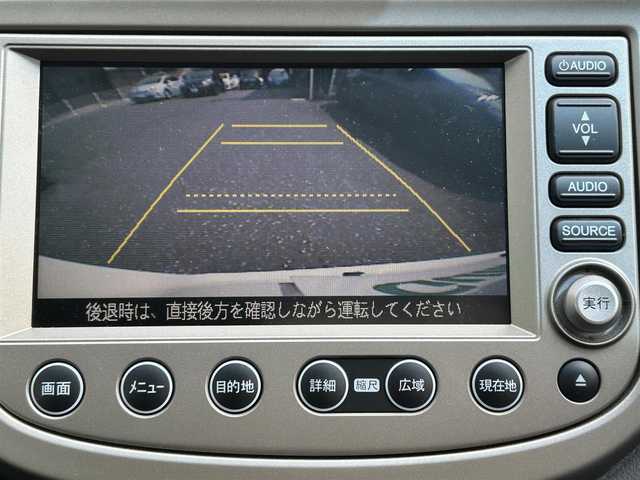 ホンダ フィット ハイブリット XHセレクション 島根県 2012(平24)年 2.4万km プレミアムホワイトパール 純正HDDナビ/CD/DVD/ワンセグTV/バックカメラ/クルーズコントロール/ステアリングスイッチ/パドルシフト/シートヒーター /ビルトインETC/スマートキー/スペアキー /純正フロアマット/ドアバイザー/純正アルミホイール/フロントワイパーデアイサー