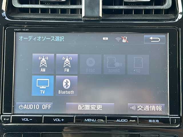 トヨタ プリウス A 愛知県 2016(平28)年 9.4万km スティールブロンドM 登録時93792km/ＬＥＤヘッドライト/純正ナビＴＶ/ＣＤ／ＤＶＤ／ＢＴ　フルセグ/バックカメラ/ＨＵＤ/レーンキープアシスト/プリクラッシュセーフティ/ブラインドスポットモニター/アダプティブクルーズコントロール/純正フロアマット/革巻ステアリング/置くだけ充電/ＥＴＣ