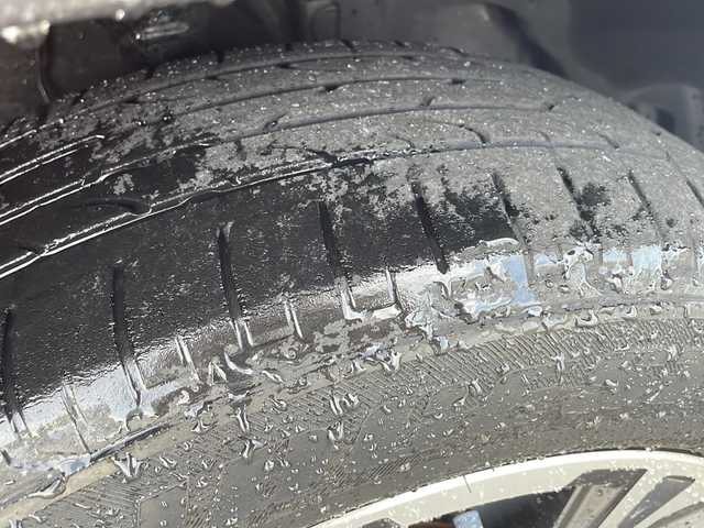 スバル フォレスター ハイブリッド アドバンス 新潟県 2019(平31)年 3万km クリスタルブラックシリカ 4WD/アイサイト/リアビークルディテクション/純正メモリーナビ/ＤＶＤナビ/フルセグ/Bluetooth接続/ETC/サイドビューモニター/全車速追従クルーズコントロール/ステアリングヒーター/全席シートヒーター/シートメモリー/パワーバックドア/純正アルミホイール/ＬＥＤヘッドライト