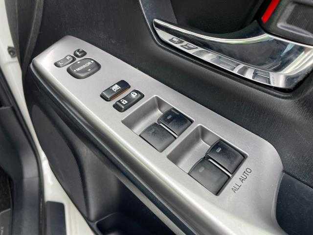 トヨタ プリウス α S ツーリングセレクション 岩手県 2015(平27)年 12.2万km ホワイトパールクリスタルシャイン 社外ＳＤナビ　Ｂｌｕｅｔｏｏｔｈ／ＣＤ／ＤＶＤ／フルセグＴＶ　/バックカメラ　/アイドリングストップ　/シートカバー/ＥＴＣ　/モデリスタエアロ（フロント・サイド・リア）　/室内灯ＬＥＤライト　/オートライト
