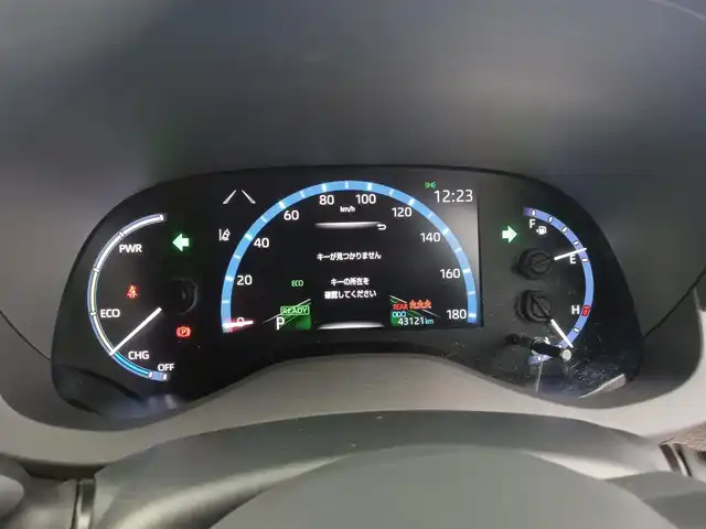 トヨタ ヤリスクロス ハイブリッド Z 愛知県 2021(令3)年 4.4万km ホワイトパールクリスタルシャイン トヨタチームメイト/　　・アドバンスドパーク/パノラミックビューモニター/パーキングサポートブレーキ/トヨタセーフティセンス/　　・プリクラッシュセーフティ/　　・レーンディバーチャーアラート/　　・レーントレーシングアシスト/　　・レーダークルーズコントロール/　　・オートマチックハイビーム/　　・ロードサインアシスト/メーカーオプション8インチディスプレイオーディオ/　　・BT/フルセグ/ドライブレコーダー/ビルトインETC/革巻きステアリング/ステアリングリモコン/ハーフレザーシート/パワーシート（前席）/シートヒーター（前席）/パワーバックドア/純正LEDヘッドライト/フォグランプ/純正18インチアルミホイール