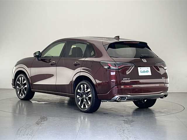 ホンダ ＺＲ－Ｖ ハイブリッド e:HEV Z 長野県 2023(令5)年 1.3万km アーバンチタニウムメタリック 4WD/純正メモリーナビ（AM/FM/USB/BT/フルセグTV）/アダクティブクルーズコントロール/ホンダセンシング/純正アルミホイール/全席シートヒーター/前席パワーシート/置くだけ充電/ビルトインETC2.0/オートホールド/電子パーキングブレーキ/ステアリングヒーター/プレミアムサウンドBOSEスピーカー/パワーバックドア/パドルシフト/純正フロアマット/革巻きステアリング/アルミペダル/取扱説明書/保証書