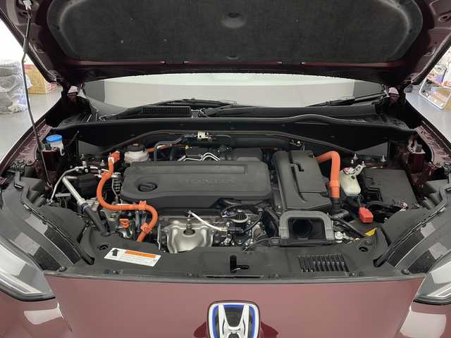 ホンダ ＺＲ－Ｖ ハイブリッド e:HEV Z 長野県 2023(令5)年 1.3万km アーバンチタニウムメタリック 4WD/純正メモリーナビ（AM/FM/USB/BT/フルセグTV）/アダクティブクルーズコントロール/ホンダセンシング/純正アルミホイール/全席シートヒーター/前席パワーシート/置くだけ充電/ビルトインETC2.0/オートホールド/電子パーキングブレーキ/ステアリングヒーター/プレミアムサウンドBOSEスピーカー/パワーバックドア/パドルシフト/純正フロアマット/革巻きステアリング/アルミペダル/取扱説明書/保証書