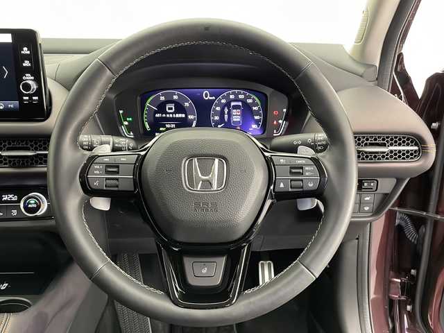 ホンダ ＺＲ－Ｖ ハイブリッド e:HEV Z 長野県 2023(令5)年 1.3万km アーバンチタニウムメタリック 4WD/純正メモリーナビ（AM/FM/USB/BT/フルセグTV）/アダクティブクルーズコントロール/ホンダセンシング/純正アルミホイール/全席シートヒーター/前席パワーシート/置くだけ充電/ビルトインETC2.0/オートホールド/電子パーキングブレーキ/ステアリングヒーター/プレミアムサウンドBOSEスピーカー/パワーバックドア/パドルシフト/純正フロアマット/革巻きステアリング/アルミペダル/取扱説明書/保証書