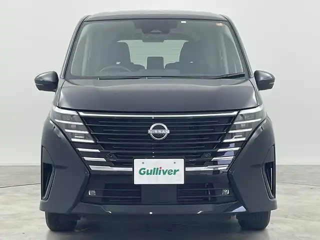 日産 セレナ ハイウェイスター V 群馬県 2023(令5)年 1.3万km ダイヤモンドブラック 純正１２．３型ナビ　純正１１型後席モニター　全周囲カメラ　アダプティブクルーズコントロール　レーンキープアシスト　オートマチックハイビーム　シートヒーター　コーナーセンサー　ＥＴＣ２．０　禁煙車