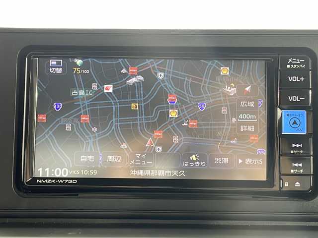 トヨタ ライズ Z 沖縄県 2023(令5)年 0.6万km シャイニングホワイトパール 県外仕入れ/禁煙車　/純正ナビ[NMZK-W73D]　/（フルセグＴＶ　ＣＤ　ＤＶＤ　Ｂｌｕｅｔｏｏｔｈ）　/パノラミックビューモニター/前方ドライブレコーダー/ＥＴＣ２．０　/レーダークルーズコントロール　/ブラインドスポットモニター　/ステアリングスイッチ　/シートヒーター/スマートアシスト/・衝突被害軽減ブレーキ/・誤発進抑制機能/・ふらつき警報逸脱抑制制御/ブラインドスポットモニター/LEDヘッドライト/純正アルミホイール/純正ドアバイザー