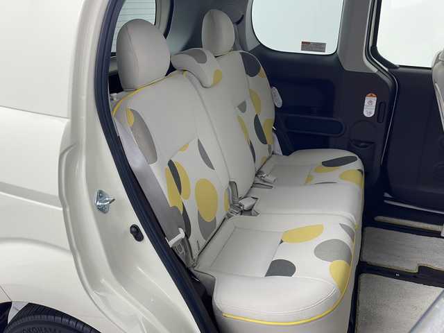 トヨタ ポルテ F アラモード トロワ 愛知県 2017(平29)年 3.5万km クリームベージュ /禁煙車//ワンオーナー車//特別仕様車”a la mode Trois”//純正ナビ(NSZT-W66T)//バックカメラ//ビルトインETC//トヨタセーフティセンスC//特別装備/- 外装加飾(ブラウン)/- ウォッシャブルシートカバー/- 専用内装・天井・フロアマット(フロマージュ+プラム+水玉模様)　/- ホイールキャップ(パールホワイト)//ハロゲンヘッドライト//デジタルセンターメーター//ステアリングスイッチ//純正ドアバイザー//プッシュスタート//電動格納ミラー//アイドリングストップ//イモビライザー