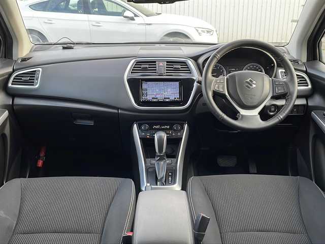 スズキ ＳＸ４ Ｓクロス 道北・旭川 2019(平31)年 4.7万km コスミックブラックパール /４WD//禁煙車//レーダーブレーキサポート２/アダプティブクルーズコントロール/エマージェンシーストップシグナル//社外SDナビ/CD/DVD/SD/BT/TV//バックカメラ//前席シートヒーター//社外ドライブレコーダー前後//左右独立オートエアコン//ドライブモードセレクト//革巻きステアリング//パドルシフト//オートライト//LEDヘッドライト//ETC//フォグランプ//ミラーウィンカー//電動格納ミラー//ルーフレール//保証書