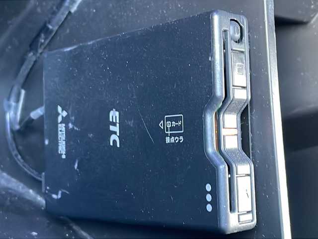 スズキ ＳＸ４ Ｓクロス 道北・旭川 2019(平31)年 4.7万km コスミックブラックパール /４WD//禁煙車//レーダーブレーキサポート２/アダプティブクルーズコントロール/エマージェンシーストップシグナル//社外SDナビ/CD/DVD/SD/BT/TV//バックカメラ//前席シートヒーター//社外ドライブレコーダー前後//左右独立オートエアコン//ドライブモードセレクト//革巻きステアリング//パドルシフト//オートライト//LEDヘッドライト//ETC//フォグランプ//ミラーウィンカー//電動格納ミラー//ルーフレール//保証書