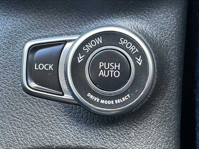 スズキ ＳＸ４ Ｓクロス 道北・旭川 2019(平31)年 4.7万km コスミックブラックパール /４WD//禁煙車//レーダーブレーキサポート２/アダプティブクルーズコントロール/エマージェンシーストップシグナル//社外SDナビ/CD/DVD/SD/BT/TV//バックカメラ//前席シートヒーター//社外ドライブレコーダー前後//左右独立オートエアコン//ドライブモードセレクト//革巻きステアリング//パドルシフト//オートライト//LEDヘッドライト//ETC//フォグランプ//ミラーウィンカー//電動格納ミラー//ルーフレール//保証書