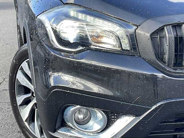 スズキ ＳＸ４ Ｓクロス 道北・旭川 2019(平31)年 4.7万km コスミックブラックパール /４WD//禁煙車//レーダーブレーキサポート２/アダプティブクルーズコントロール/エマージェンシーストップシグナル//社外SDナビ/CD/DVD/SD/BT/TV//バックカメラ//前席シートヒーター//社外ドライブレコーダー前後//左右独立オートエアコン//ドライブモードセレクト//革巻きステアリング//パドルシフト//オートライト//LEDヘッドライト//ETC//フォグランプ//ミラーウィンカー//電動格納ミラー//ルーフレール//保証書