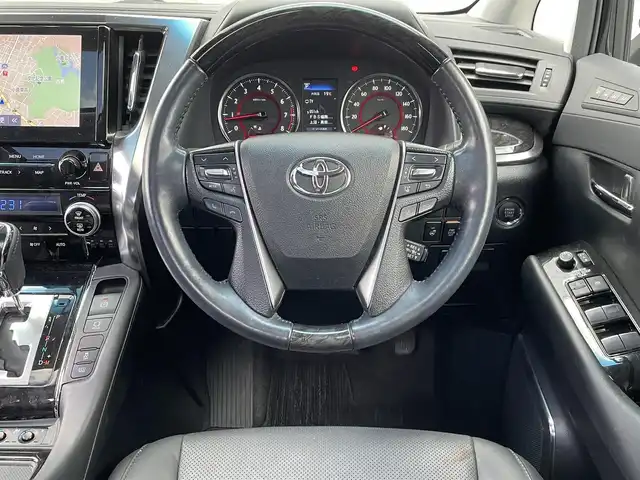 トヨタ アルファード S Cパッケージ 福岡県 2021(令3)年 10.9万km ブラック ワンオーナー/ツインムーンルーフ/モデリスタエアロ(フロント/サイド/リア)/純正12.1インチフリップダウンモニター【V12T-R68C】/デジタルインナーミラー/純正9インチコネクテッドナビ/　(AM/FM/CD/DVD/Bluetooth/フルセグTV/Miracast)/バックカメラ/トヨタセーフティセンス/・プリクラッシュセーフティ/・レーントレーシングサポート/・レーダークルーズコントロール/・レーンディパーチャーアラート/・オートマッチックハイビーム/・アダプティブハイビーム/・ロードサインアシスト/・先行車発進アラーム/・リヤクロストラフィックアラート/横滑り防止/純正18インチAW/パワーバックドア/前後ドライブレコーダー【CellSTAR CS-32FH】/ビルトインETC2.0/パワーシート(D/N)/シートメモリー/シートヒーター/エアシート(D/N)/ステアリングヒーター/ステアリングスイッチ/オットマン(N/後席)/後席用サンシェード(2.3列目)/nanoe/純正フロアマット/ドアバイザー/USBポート/スペアキー×1/アクセサリーソケット/ISOFIX/保証書/取扱説明書/マルチメディア取扱説明書