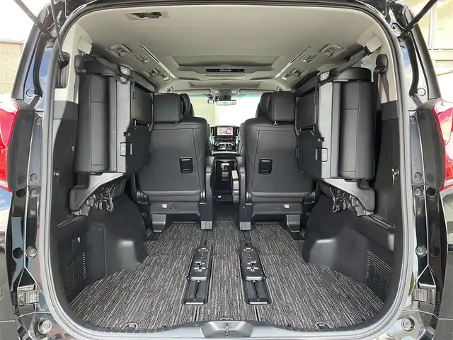 トヨタ アルファード S Cパッケージ 福岡県 2021(令3)年 10.9万km ブラック ワンオーナー/ツインムーンルーフ/モデリスタエアロ(フロント/サイド/リア)/純正12.1インチフリップダウンモニター【V12T-R68C】/デジタルインナーミラー/純正9インチコネクテッドナビ/　(AM/FM/CD/DVD/Bluetooth/フルセグTV/Miracast)/バックカメラ/トヨタセーフティセンス/・プリクラッシュセーフティ/・レーントレーシングサポート/・レーダークルーズコントロール/・レーンディパーチャーアラート/・オートマッチックハイビーム/・アダプティブハイビーム/・ロードサインアシスト/・先行車発進アラーム/・リヤクロストラフィックアラート/横滑り防止/純正18インチAW/パワーバックドア/前後ドライブレコーダー【CellSTAR CS-32FH】/ビルトインETC2.0/パワーシート(D/N)/シートメモリー/シートヒーター/エアシート(D/N)/ステアリングヒーター/ステアリングスイッチ/オットマン(N/後席)/後席用サンシェード(2.3列目)/nanoe/純正フロアマット/ドアバイザー/USBポート/スペアキー×1/アクセサリーソケット/ISOFIX/保証書/取扱説明書/マルチメディア取扱説明書