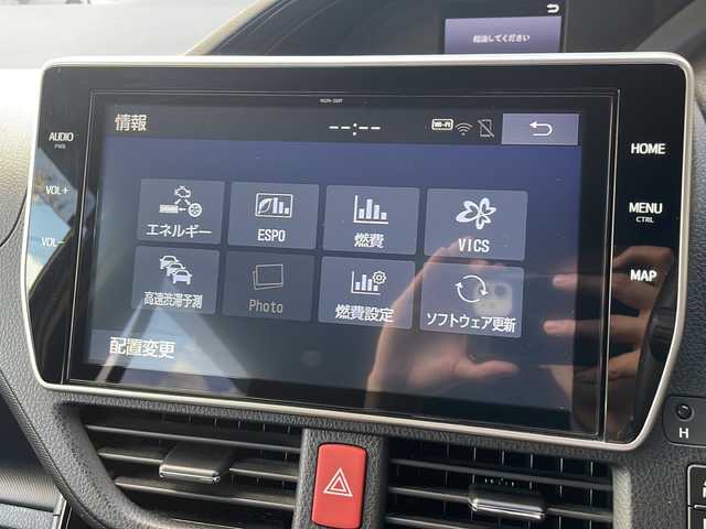 トヨタ ノア ハイブリッド Si ダブルバイビーⅡ 広島県 2019(令1)年 4.7万km ブラック 禁煙/トヨタセーフティセンス/・プリクラッシュセーフティ/・レーンディパーチャーアラート/・オートマチックハイビーム/・先行車発進告知/コーナーセンサー/純正10インチナビ（NSZN-Z68T）/CD/DVD/DTV/Bluetooth/バックカメラ/両側パワースライドドア/クルーズコントロール/シートヒーター/革調シートカバー/LEDオートライト/ビルトインETC2.0/フロアマット/ドアバイザー/ステアリングスイッチ