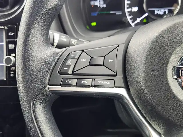 日産 ノート e－パワー X Bアロー 愛知県 2018(平30)年 3.7万km 赤 純正7インチナビ/バックカメラ/Bluetooth/フルセグTV/衝突被害軽減ブレーキ/クルーズコントロール/横滑り防止装置/レーンキープアシスト/オートライト/フォグランプ/ETC/純正AW/純正フロアマット/プッシュスタート/スマートキー/スペアキー