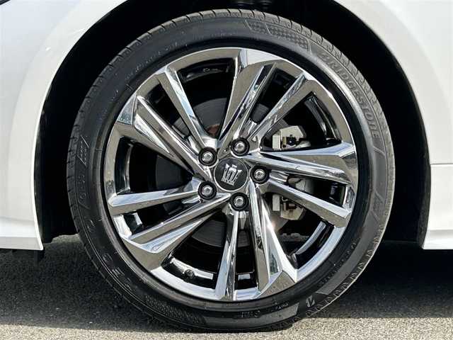 トヨタ クラウン ハイブリッド RS 和歌山県 2022(令4)年 3.9万km プレシャスホワイトパール 【純正12.3インチナビ/バックカメラ/フルセグTV/衝突軽減ブレーキ/ブラインドスポットモニター/前後コーナーセンサー/オートライト/レーダークルコン/ビルトインETC/シートヒーター/パワーシート/AC１００V充電/LEDヘッドライト/フォグランプ